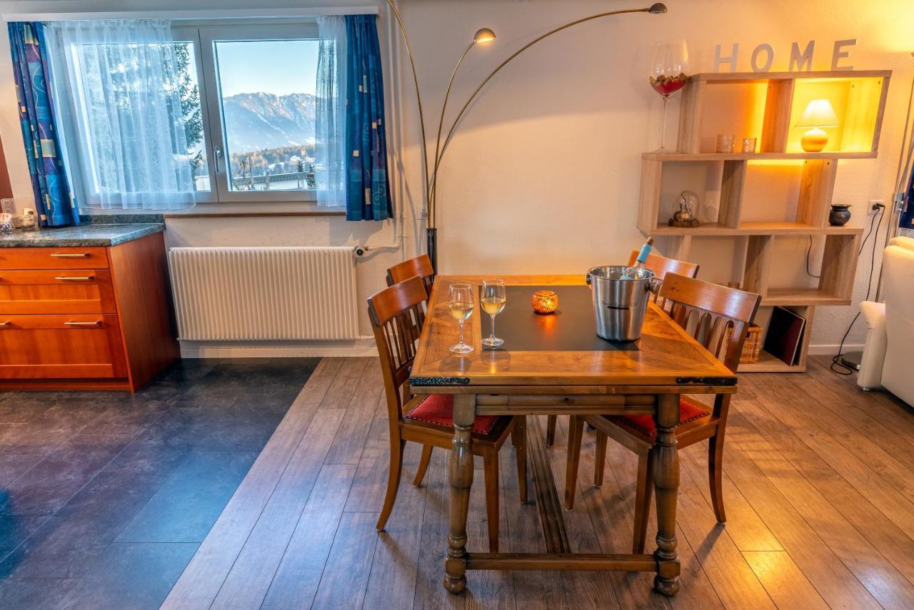 Charmantes Apartment Mit Grossem Garten .Kids4Free. Flims Bagian luar foto