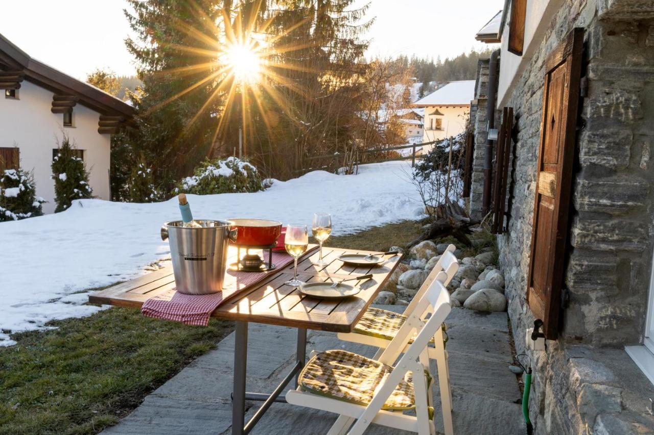 Charmantes Apartment Mit Grossem Garten .Kids4Free. Flims Bagian luar foto